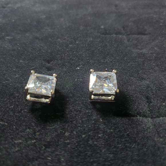 Isaac Mizrahi Princess cut diamond stud double prong silver earring - Picture 7 of 8
